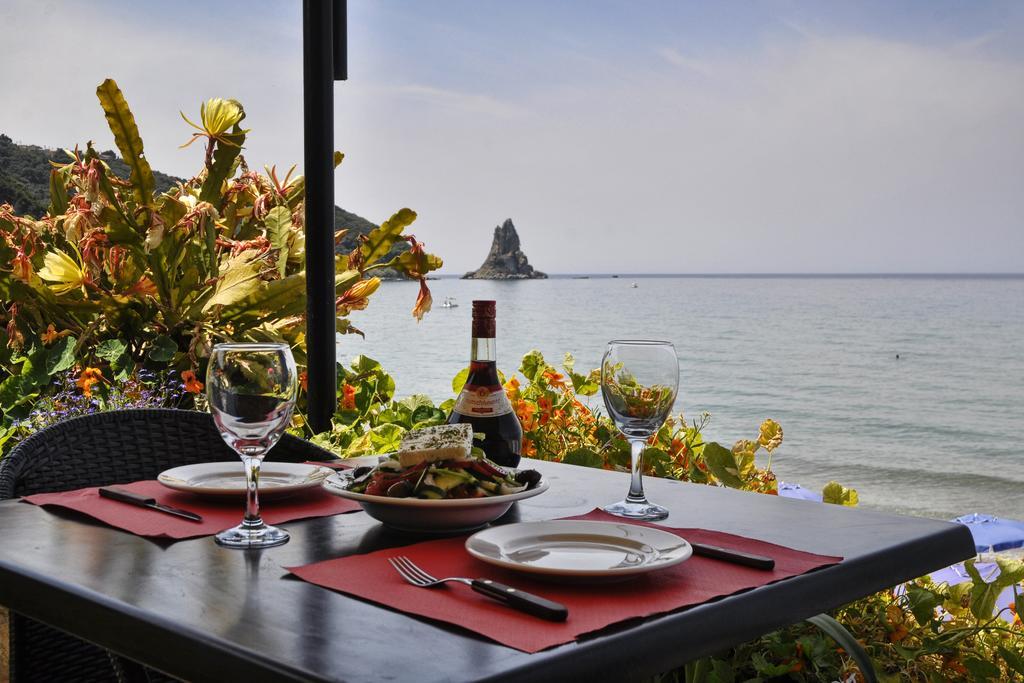Dandidis Seaside Pension Агиос-Гордиос Экстерьер фото